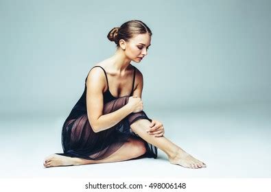 Elegant Nude Woman Short Blond Hair Stock Photo Shutterstock