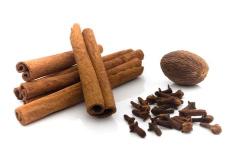 Los Mejores Beneficios De La Canela Con Clavos De Olor