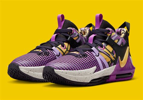 Nike LeBron Witness 7 "Lakers Graffiti" FD0209-001 | SneakerNews.com