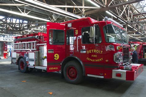 Smeal Fire Engines