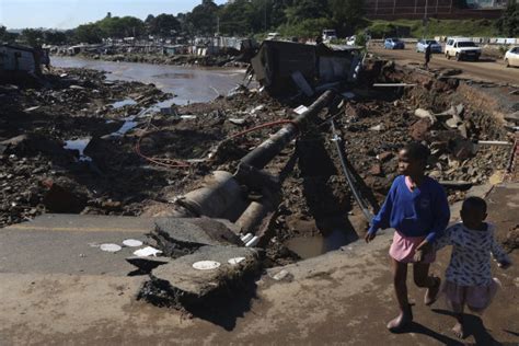 South Africans Search For Survivors In Ruins Of Floods That Killed Hundreds