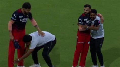 Ipl 2023 Watch Fan Enters Ground To Touch Virat Kohlis Feet Gets A