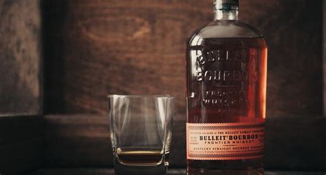 Best Bourbon Reviews (2023): 20 Top Shelf Bourbon Whiskeys