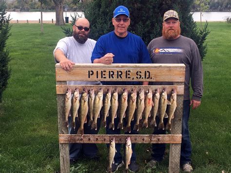 Great fall fishing in Pierre, South Dakota - Dave Spaid Guiding