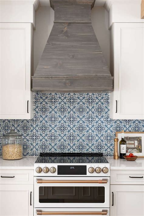 Farmhouse Kitchen Backsplash Ideas for Cozy Appeal