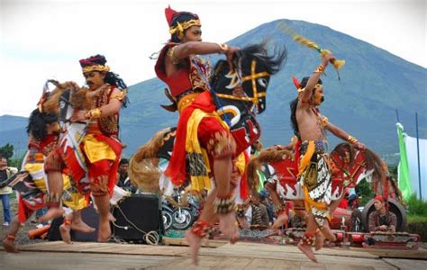 Kesenian Tradisional Yogyakarta