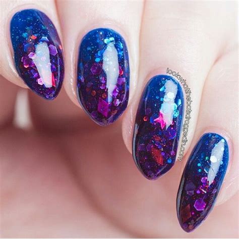 Glitter gradient nail art | Glitter gradient nails, Cute nails, Tumblr ...