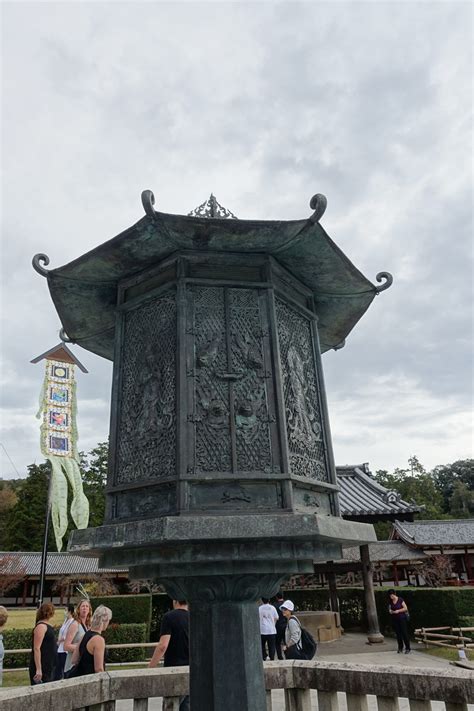 金銅八角燈籠 東大寺 国宝を観る