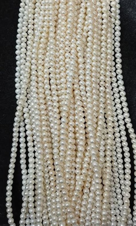 White Oval Rice Shape Natural Freshwater Pearl Beads For Jewelry At Rs