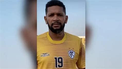 Jogador do Corumbaense é internado após partida de futebol na Capital