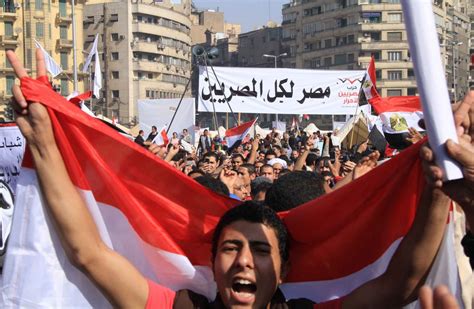 In Pictures Friday Protests Return To Tahrir Dailynewsegypt