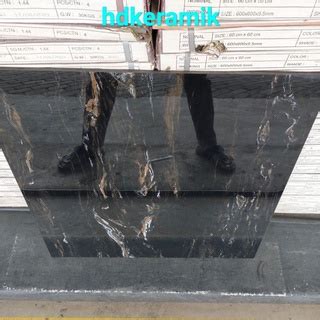 Jual GRANIT HITAM DAPUR GRANITE KIA GOLD RUSH 60X60 BACA DESKRIPSI