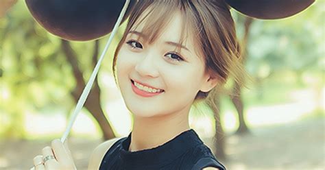 Hot girl dân tộc Thu Hương thử sức với phong cách ảnh mới Báo Dân trí