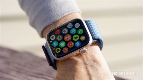 Apple pulls the plug on in-house MicroLED display for the Apple Watch ...