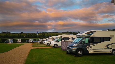 OFFENHAM TOURING PARK - Updated 2024 Campground Reviews (England)