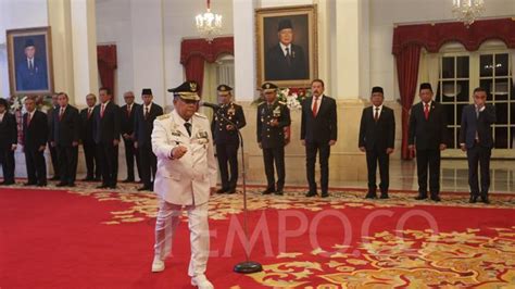 Edy Nasution Dilantik Sebagai Gubernur Riau Foto Tempo Co