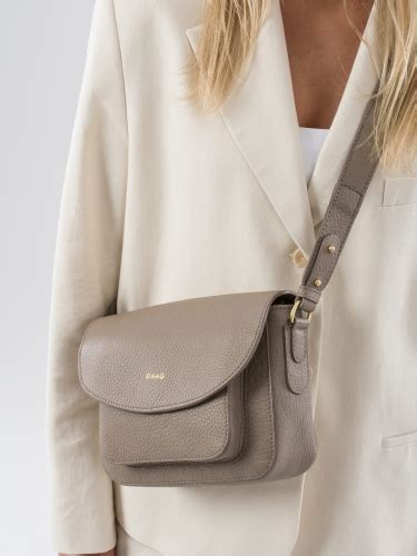 MINI EMMANUELA nude skórzana torebka damska listonoszka torba na ramię