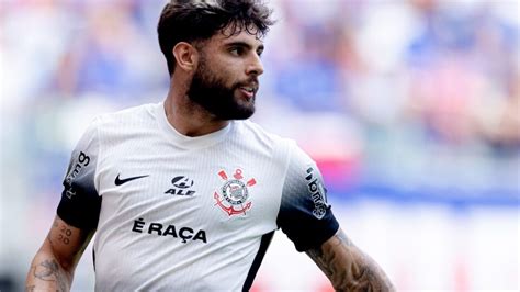 Yuri Alberto Fica Um M S Afastado Ap S Cirurgia E Corinthians Deve Ter