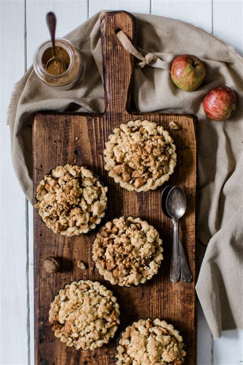 Apfel Streusel Tartelettes Mit Waln Ssen Und Ahornsirup