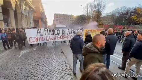 Cospito Corteo Degli Anarchici A Roma Fuori Tutti Dal 41 Bis