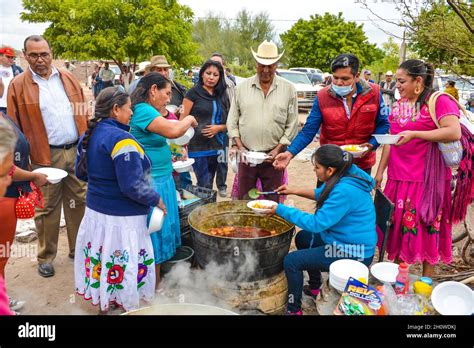 Receta Ind Gena Hi Res Stock Photography And Images Alamy