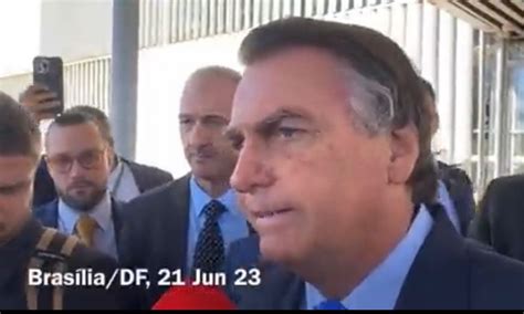 Bolsonaro manda recado ao TSE ação contra mim é igual a de Temer