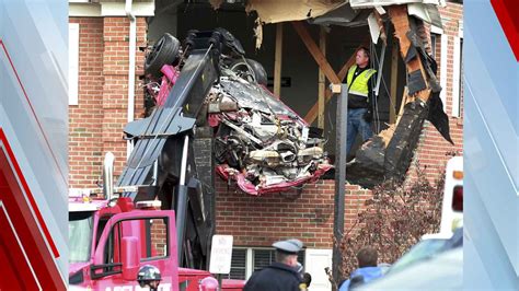 2 Dead After Porsche Crashes Into Building’s 2nd Floor