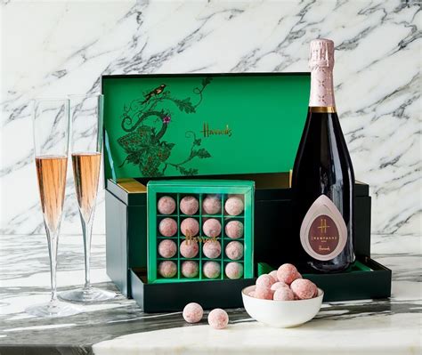 Best Wine Gifts For Wine Lovers 2024 - The Luxury Editor