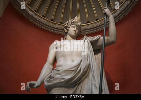 Roma Italia La estatua de Antínoo Braschi la Ronda Hall el Museo