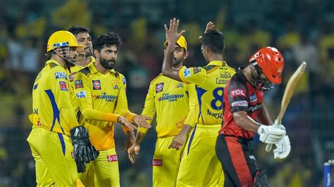 IPL 2023: CSK breeze to win after spinners choke SRH | Crickit