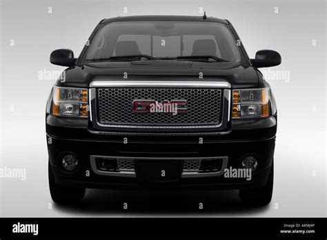 2008 GMC Sierra 1500 Denali in Black - Low/Wide Front Stock Photo - Alamy