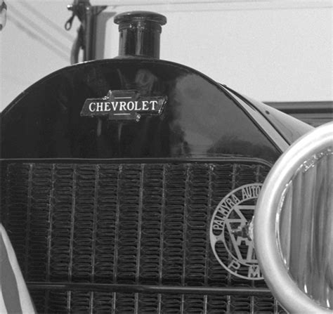 Chevrolets Bowtie Logo Celebrates 100th Anniversary Logo