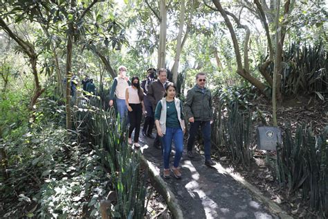 Municipio de Quito on Twitter Hoy En el Zoo Quito se reúne el