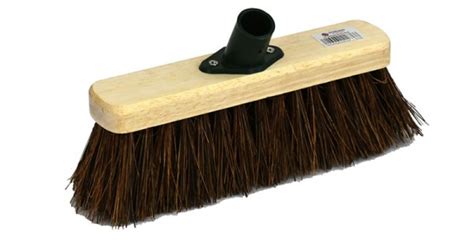 Wooden Broom Head Stiff Bassine 10