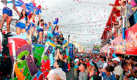 Carnaval De La Ceiba Fiesta Patronal De Honduras