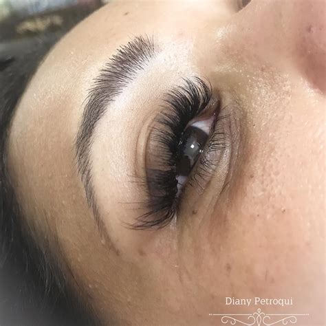 Extensão De Cílios Técnica Volume Russo 🥰 Extensions Lashextensions Lashes Volumerusso