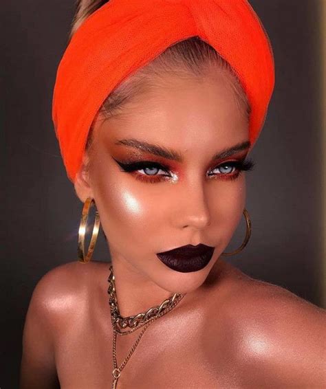 Fall Fox Eyes Makeup Looks To Turn Yourself Into Femme Fatale Orange