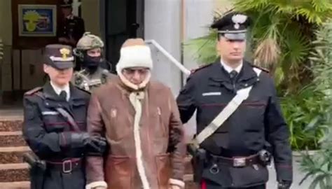 Italy's Most Wanted Mafia Boss Arrested After 30 Years on the Run - GreekReporter.com