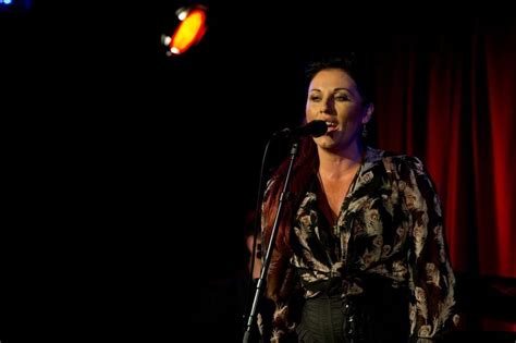 Eastenders Star Jessie Wallace Arrested For Assaulting Police Officer