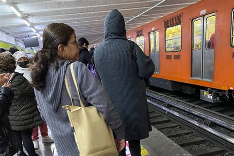 Metro Cdmx Implementa Marcha De Seguridad En Toda La Red Por Lluvia