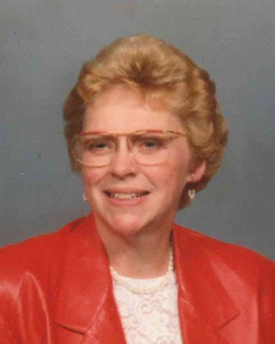 Remembering Tina Link Obituaries Archive Joldersma And Klein Funeral Home