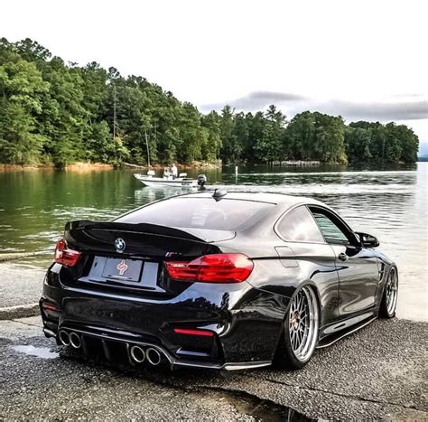 Bmw F82 M4 Black Slammed Voiture