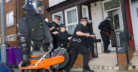 Merseyside Police Arrest Seven After Raids In Smithdown Road Area In Crackdown On Gun And Gang