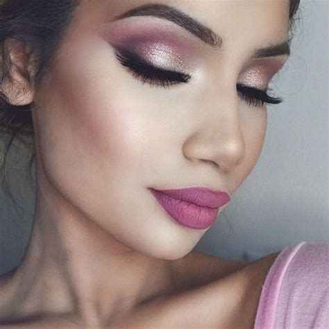 30 Idées De Pink Eyeshadow Pour Un Makeup Adapté à Lété Les