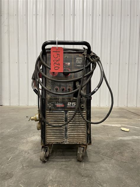 Lincoln Maxtrac Electric Power MIG 256 Welder K3068 Vander Ziel