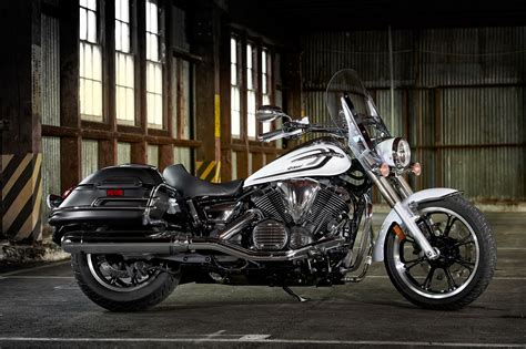 2015 Yamaha V Star 950 Tourer Review