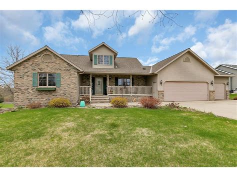 330 Country Oak Drive, Sauk Centre, MN, 56378 | MLS: 6367423 | Edina Realty