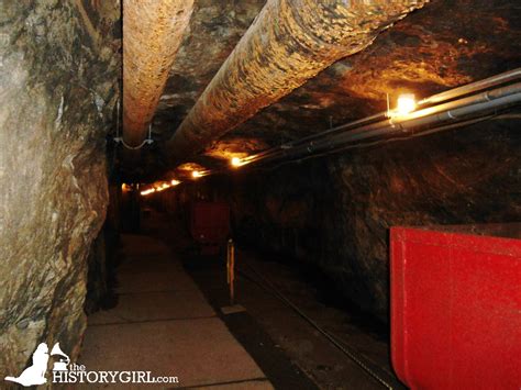 Inside The Sterling Hill Mining Museum In Ogdensburg Nj A Former Iron