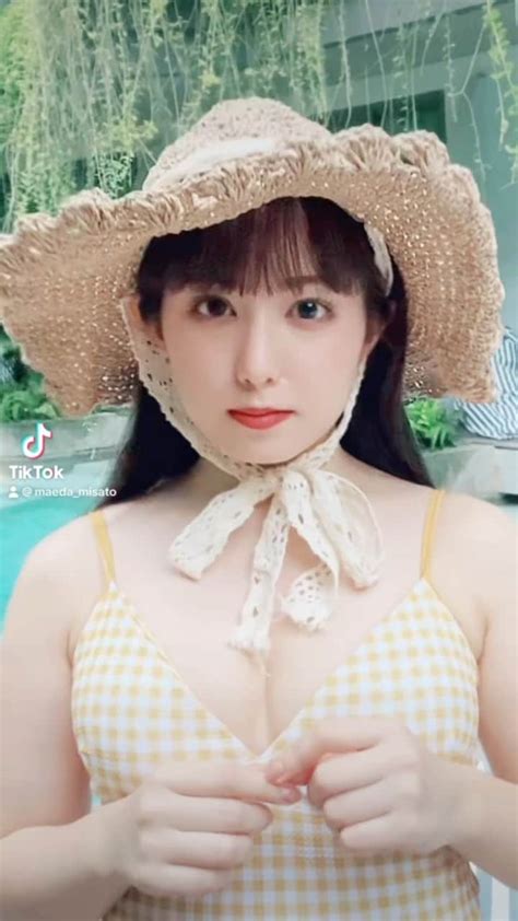 前田美里さんのインスタグラム動画 前田美里instagram「頑張ってtiktok撮ってみた。 Tiktok プーケット グラビア Gravure Phuket