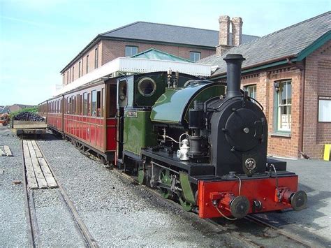 Tywyn Wharf railway station - Alchetron, the free social encyclopedia